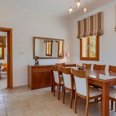 ヴィラ Aphrodite Hills Elite Villas Elite Superior 0151 Private Pool 5 Bedrooms *